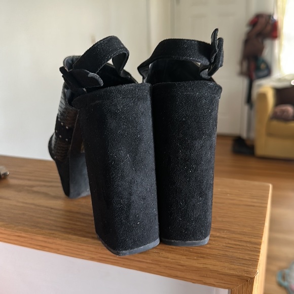 Free people vegan leather platform heels - Picture 3 of 4